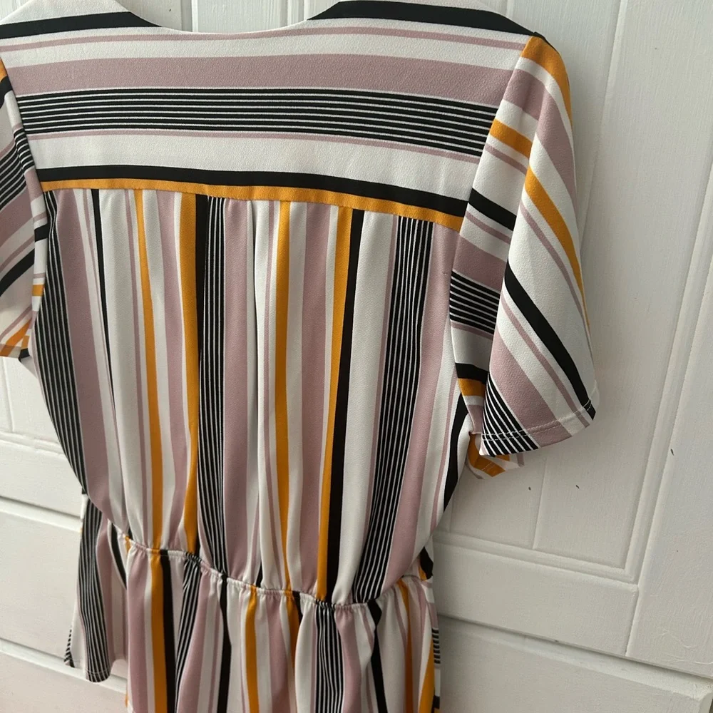 NWOT FAITH AND JOY by Monteau Multicolor Striped V-Neck Top w/Capped Sleeves - Picture 11 of 16